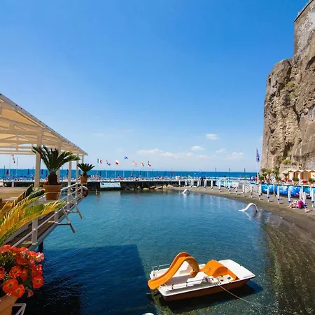 Apartment Casamia Sorrento By The